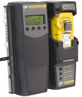 BW DOCK2-2-1C1M-00-G MicroDock II Automatic Test &amp; Calibration Station with GasAlertMax XT II module (charging) with power supply and 2 inlets -